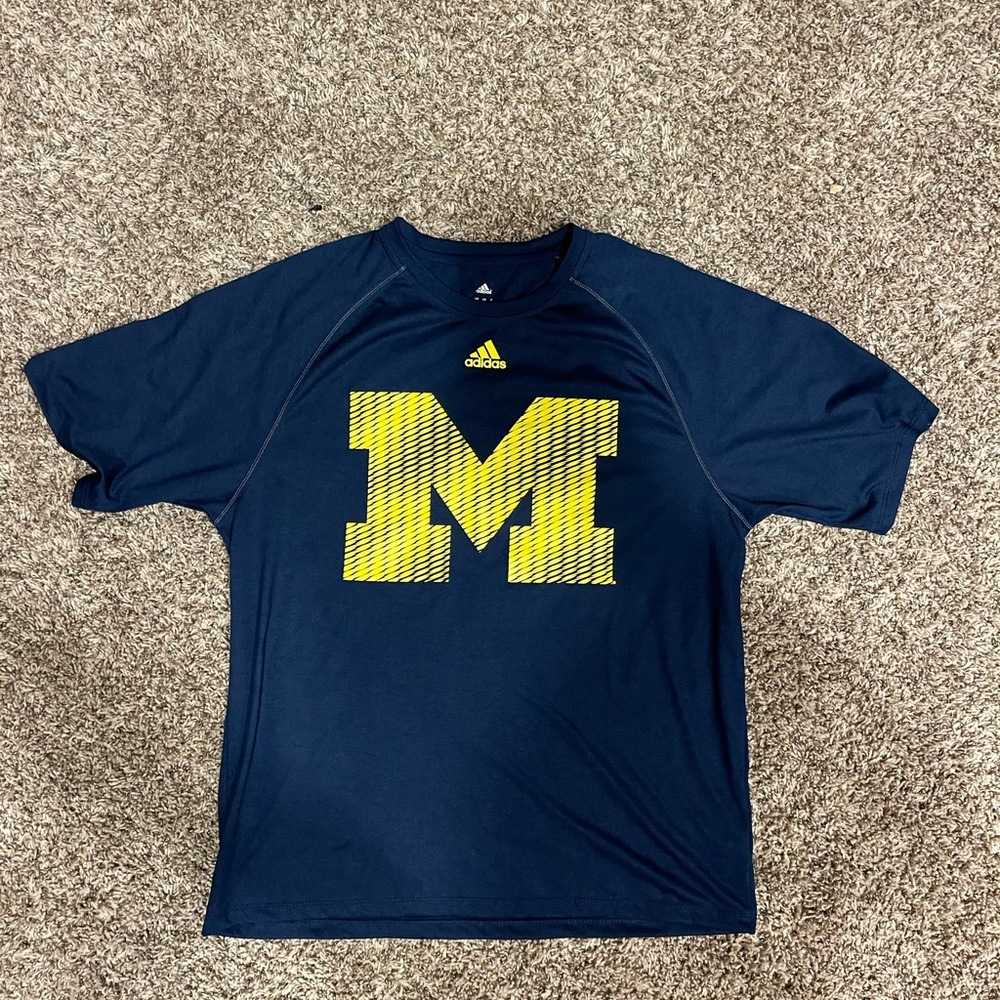 Adidas Michigan T-Shirt size large
